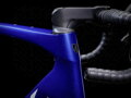 Bicykel Trek Domane SL 6 Gen 4 modrý
