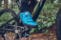 SHIMANO Baskets SHXC502 pour femmes bleues
