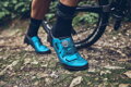 SHIMANO Baskets SHXC502 pour femmes bleues