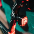 Support MAGICSHINE MAGICSHINE pour SEEMEE sur la tige de selle