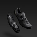 SHIMANO Tretry SHRX910 čierne