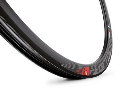 MACH1 Jante STORMER 17 700C 32D noir