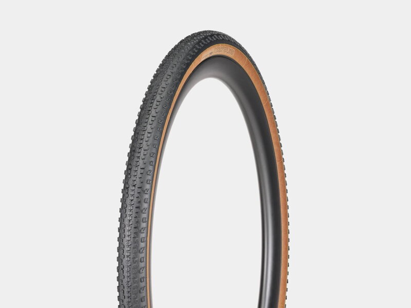 Pneu Bontrager Betasso RSL GX TLR 700x45 noir, ceinture marron Pneu Bontrager Betasso RSL GX TLR 700x45 noir, ceinture marron